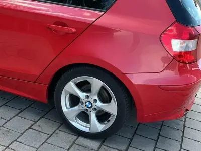 Gebraucht BMW 118 143 PS (105 kW) 2007 Rot Kleinwagen