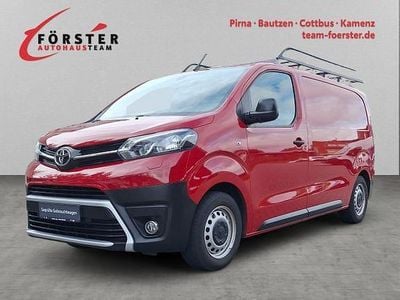 Ziegelrot (bis produktion 08/20) Gebraucht 2021 Toyota Proace Van / Kleinbus | 19.999 € (Etwas zu teuer)