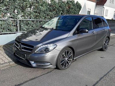 Mercedes B220