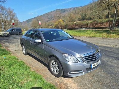 Gebraucht Mercedes E350 Avantgarde 292 PS (214 kW) 2010 Silber Limousine