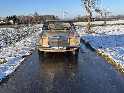 Gebraucht Mercedes W114 95 PS (69 kW) 1974 Beige Limousine