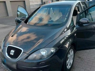 Schwarz Gebraucht 2005 Seat Toledo Kleinwagen | 5.000 €