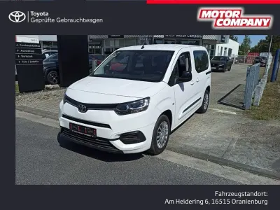 Gebraucht Toyota Proace City City 102 PS (75 kW) 2022 Weiß Van / Kleinbus