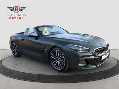 Second-hand BMW Z4 M Sport 340 CP (250 kW) 2024 Verde Cabrio