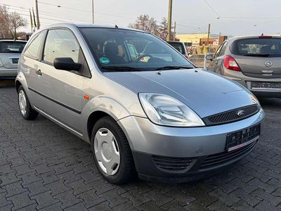 Gebraucht Ford Fiesta Viva 60 PS (44 kW) 2004 Silber Kleinwagen