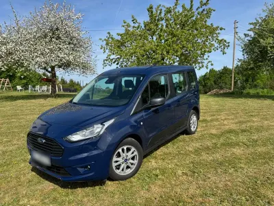 Używany Ford Tourneo Trend 120 KM (88 kW) 2021 Niebieski Minivan