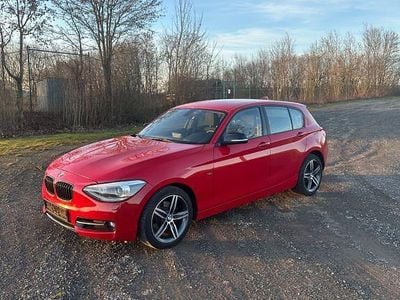 Gebraucht BMW 118 Sport Line 170 PS (125 kW) 2011 Rot Kleinwagen