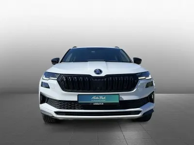 Używany Skoda Karoq SportLine 150 KM (110 kW) 2022 Biały SUV