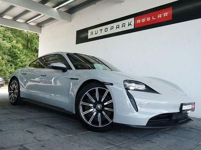 Porsche Taycan 4S