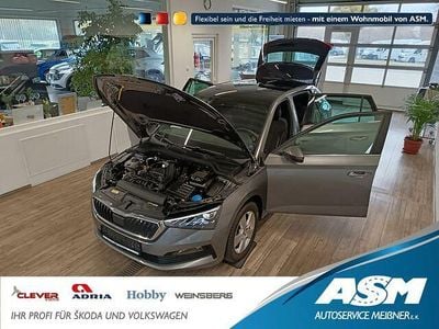 Grau Gebraucht 2023 Skoda Scala Style Kleinwagen | 22.949 € (Fairer Preis)