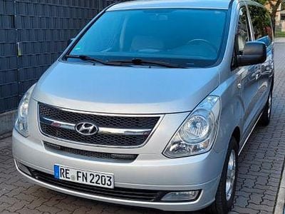 Usata Hyundai H-1 170 CV (125 kW) 2010 Argento Monovolume