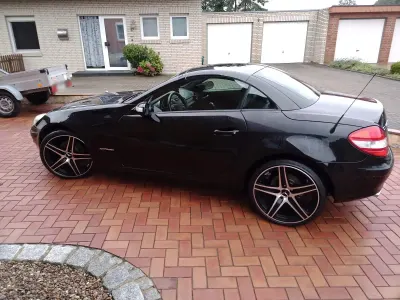 Gebraucht Mercedes SLK200 163 PS (119 kW) 2006 Schwarz Cabrio