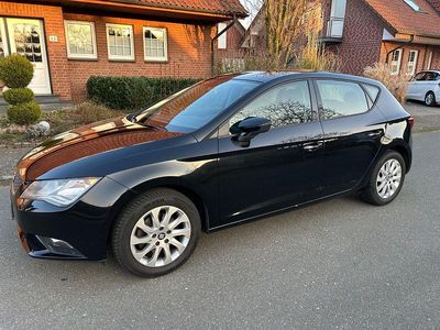 Usata Seat Leon Style 105 CV (77 kW) 2013 Nero Berlina