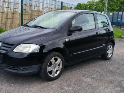 Używany VW Fox Style 54 KM (39 kW) 2010 Czarny Hatchback