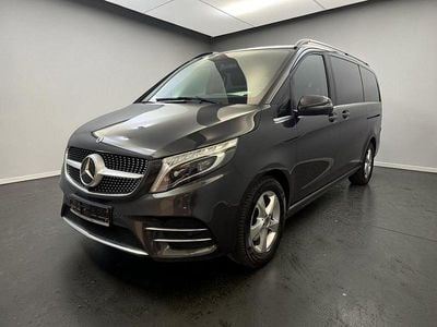 Usata Mercedes V300 AMG line 237 CV (174 kW) 2022 Grigio Monovolume