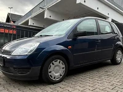 Brugt Ford Fiesta 60 HK (44 kW) 2002 Blå Hatchback