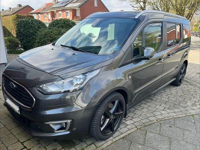 Usata Ford Tourneo Titanium 120 CV (88 kW) 2020 Grigio Monovolume