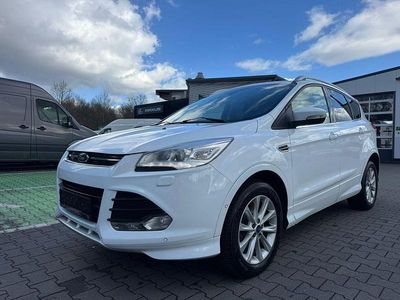 Gebraucht Ford Kuga Individual 163 PS (119 kW) 2014 Weiß SUV