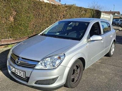 Usata Opel Astra 101 CV (74 kW) 2008 Argento Berlina