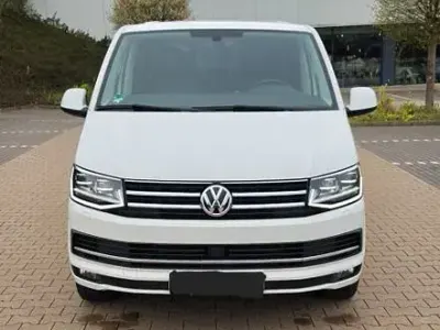 Gebraucht VW Multivan 150 PS (110 kW) 2018 Weiß Van / Kleinbus