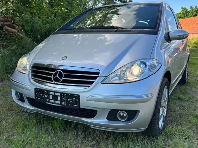 Gebraucht Mercedes A150 Avantgarde 95 PS (69 kW) 2006 Silber Van / Kleinbus