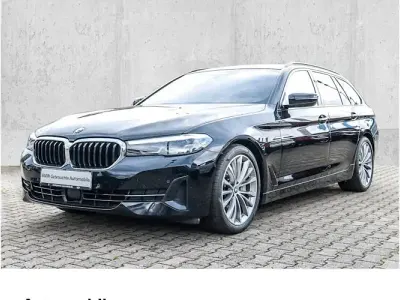 Gebraucht BMW 530 Shadowline 286 PS (210 kW) 2023 Schwarz Kombi