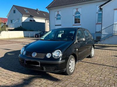 Gebraucht VW Polo 54 PS (39 kW) 2002 Schwarz Kleinwagen