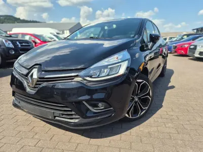 Gebraucht Renault Clio IV Bose Edition 118 PS (86 kW) 2017 Schwarz Limousine