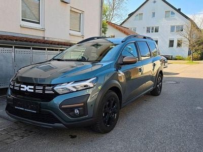 Gebraucht Dacia Jogger Extreme 110 PS (80 kW) 2024 Grün Van / Kleinbus