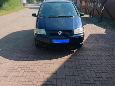 VW Sharan