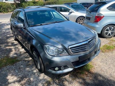Mercedes C220