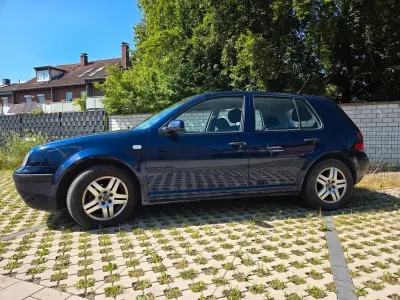 Gebraucht VW Golf IV 75 PS (55 kW) 2001 Blau Limousine