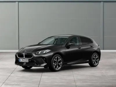Neu BMW 120 170 PS (125 kW) 2026 Black sapphire Kleinwagen