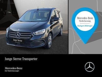 Gebraucht Mercedes T160 Style 102 PS (75 kW) 2024 Schwarz Van / Kleinbus