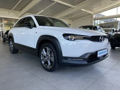 Gebraucht Mazda MX30 Makoto 106 kW (145 PS) 2023 Arctic white SUV