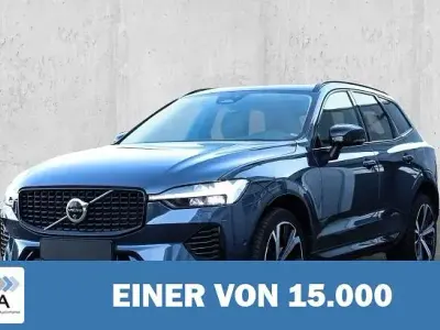 Gebraucht Volvo XC60 Ultimate 197 PS (144 kW) 2023 Blau metallic SUV