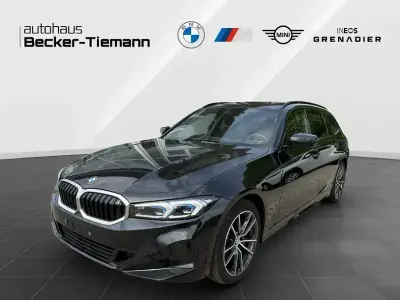 Używany BMW 320 Sport Line 190 KM (139 kW) 2023 Czarny Kombi