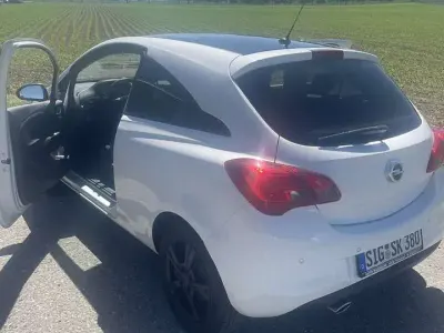 Gebraucht Opel Corsa Color Edition 90 PS (66 kW) 2016 Weiß Kleinwagen