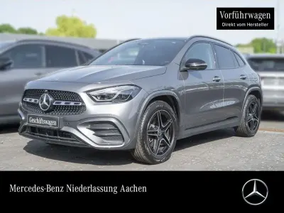 Gebraucht Mercedes GLA200 AMG 163 PS (119 kW) 2025 Grau SUV