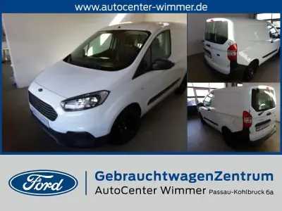 Gebraucht Ford Transit Basis 101 PS (74 kW) 2020 Van / Kleinbus