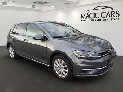 Gebraucht VW Golf VII Comfortline 150 PS (110 kW) 2018 Grau Kleinwagen