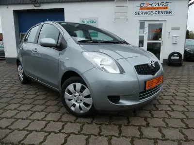 Brugt Toyota Yaris Sol 87 HK (63 kW) 2007 Sølv Hatchback
