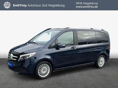 Mercedes V220