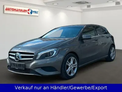 Używany Mercedes A250 211 KM (155 kW) 2014 Szary Sedan/Limuzyna