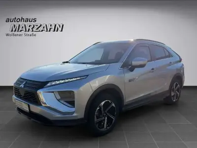 Gebraucht Mitsubishi Eclipse Cross Basis 188 PS (138 kW) 2021 Silber SUV