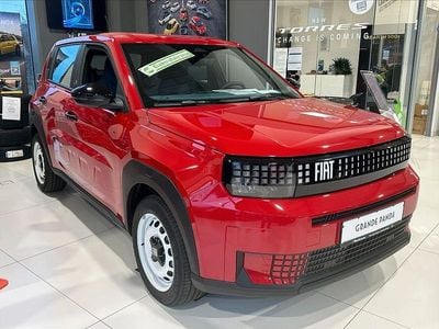 Neu Fiat Grande Panda Red 83 kW (113 PS) 2025 Rot Kleinwagen