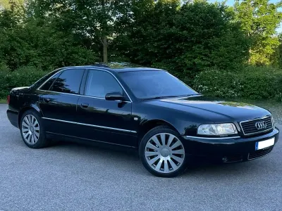 Gebraucht Audi A8 Basis 179 PS (131 kW) 2000 Schwarz Limousine