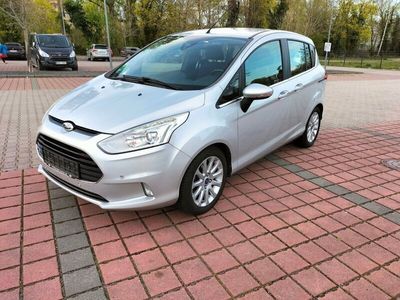 gebraucht Ford B-MAX 1,6 Titanium,AUto,Navi,AHK,klimauto,Scheck