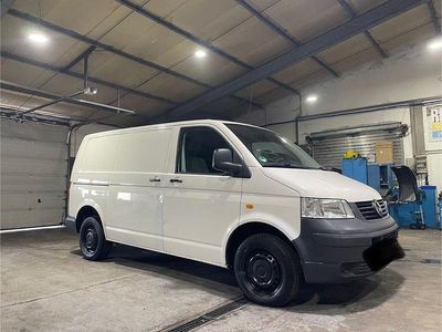 Gebraucht VW Transporter 102 PS (75 kW) 2006 Grau Van