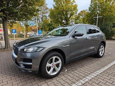 Gebraucht Jaguar F-Pace Portfolio 179 PS (131 kW) 2018 Grau SUV